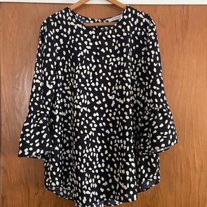 Black and White dressy top